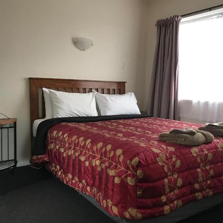 Aaron Court Motel Timaru Exteriör bild